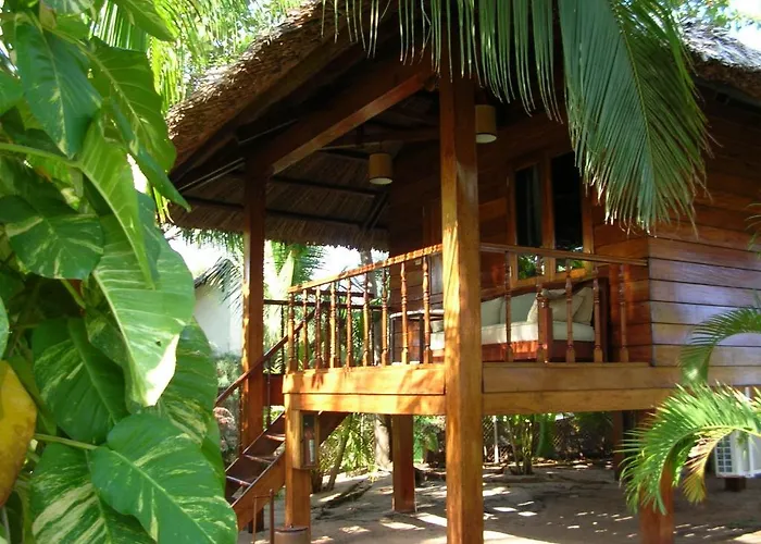 Coco Курортный комплекс 3*